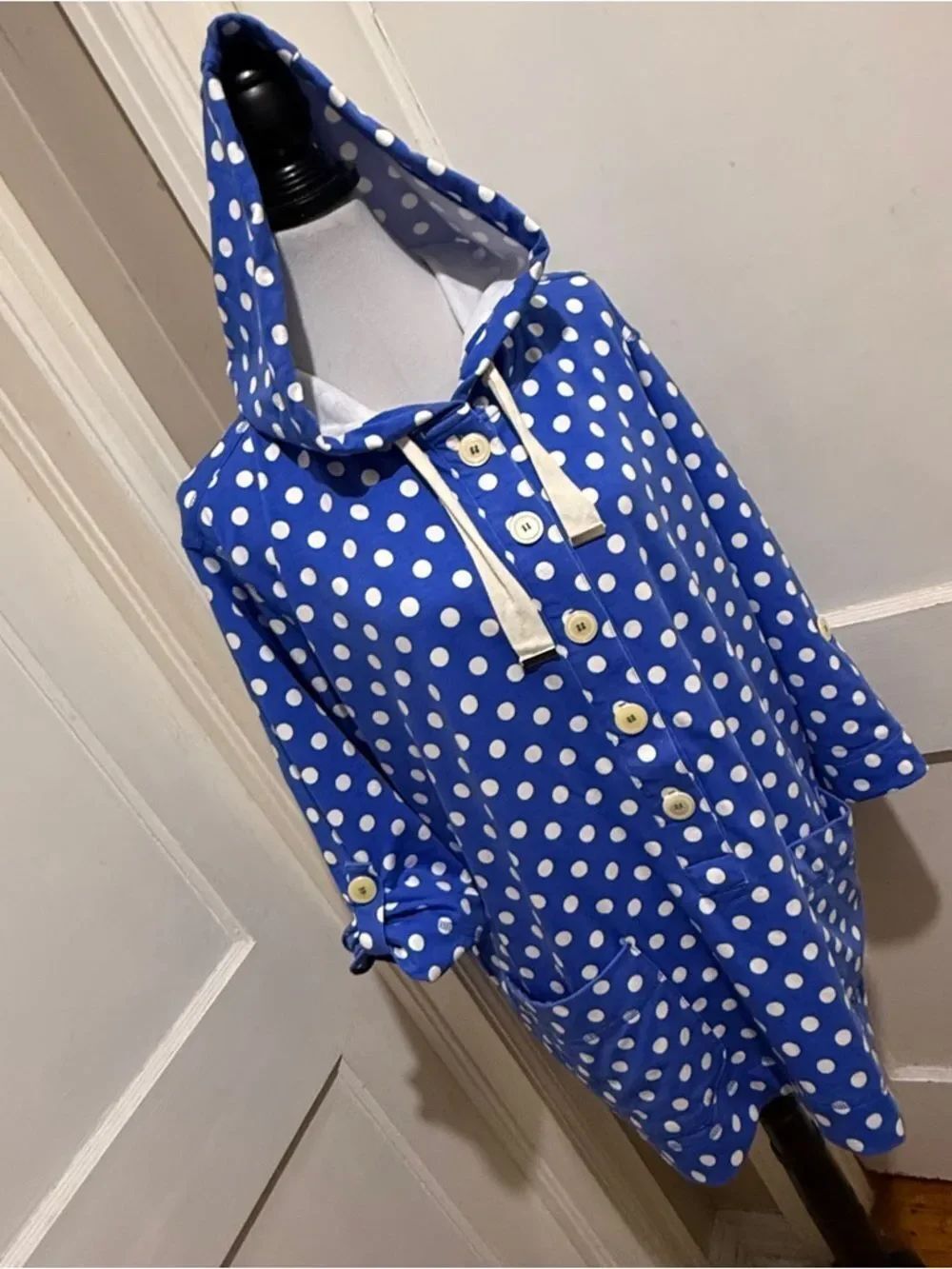 Susan Graver Blue and White Polka Dot Pull Over Top Women's XL - Picture 10 of 13